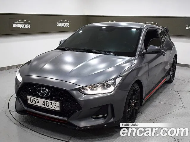 Hyundai Veloster 2018 — фото 1