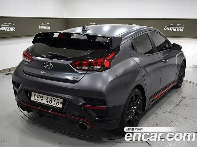 Hyundai Veloster 2018 — фото 3
