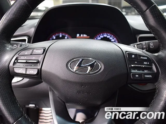 Hyundai Veloster 2018 — фото 9