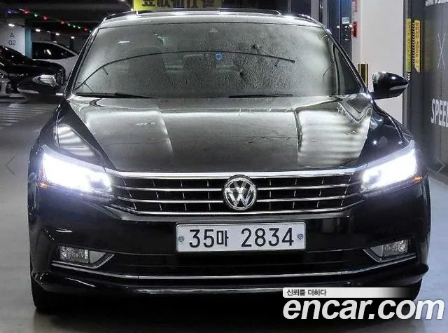 Volkswagen Passat 2018 — фото 1