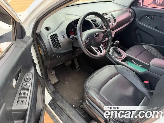Kia Sportage 2012 — фото 10