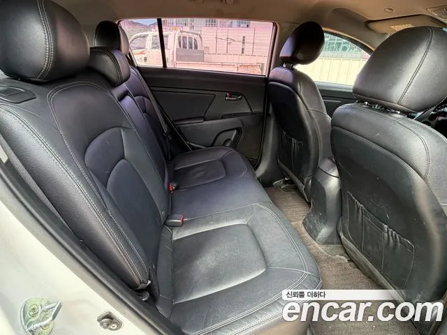 Kia Sportage 2012 — фото 12