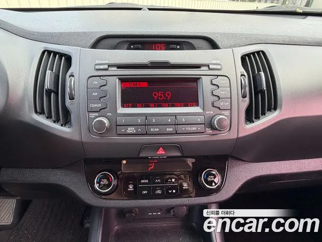Kia Sportage 2012 — фото 14