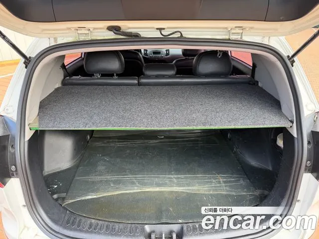 Kia Sportage 2012 — фото 20