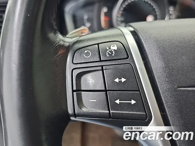 Volvo V60 2018 — фото 17
