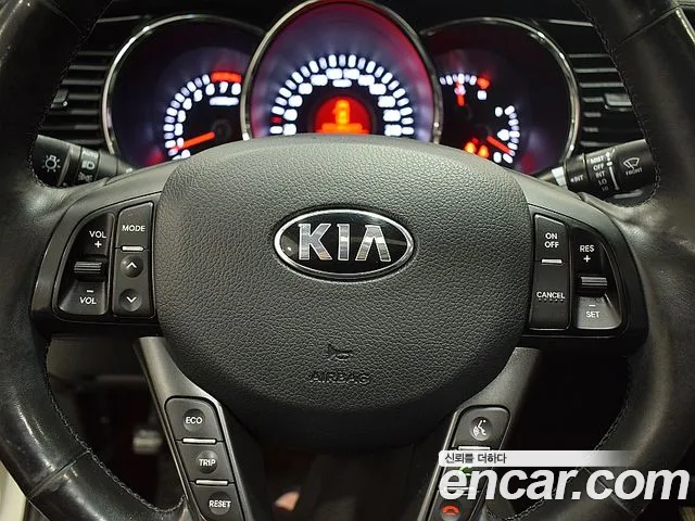 Kia K5 2013 — фото 13
