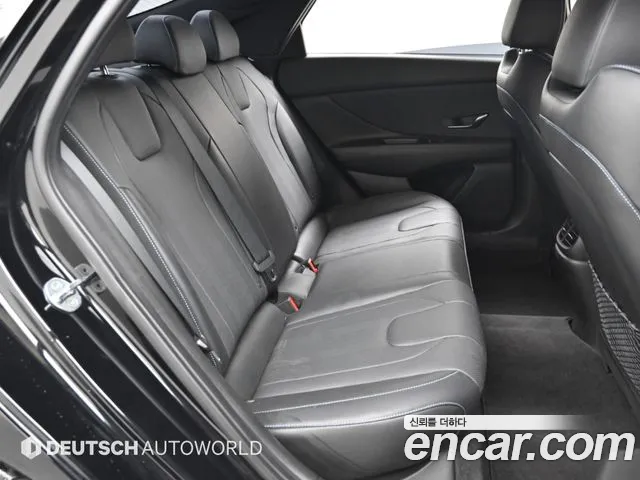 Hyundai AVANTE 2023 — фото 12
