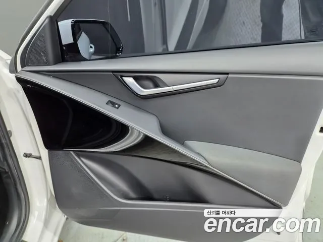 Kia Niro 2022 — фото 10
