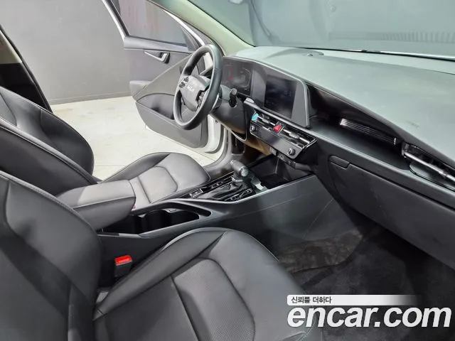 Kia Niro 2022 — фото 12