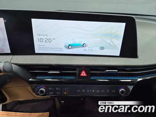 Kia EV6 2022 — фото 16