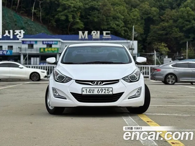 Hyundai AVANTE 2014 — фото 1