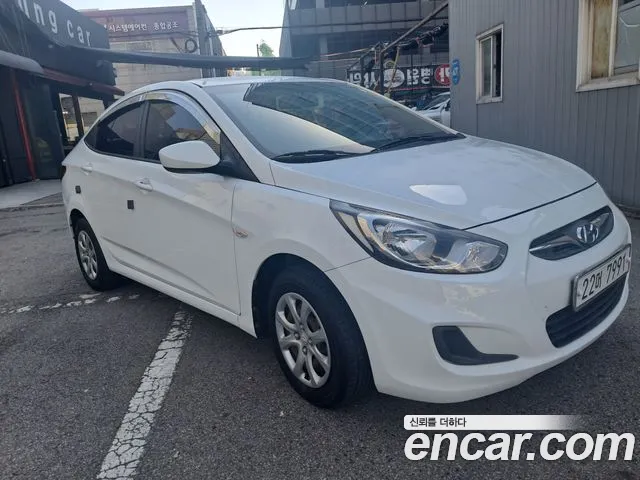 Hyundai Accent 2015 — фото 2