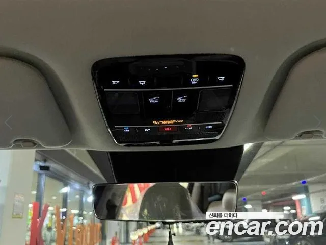 Hyundai Santafe 2025 — фото 10
