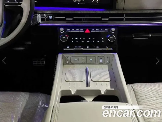 Hyundai Santafe 2025 — фото 12