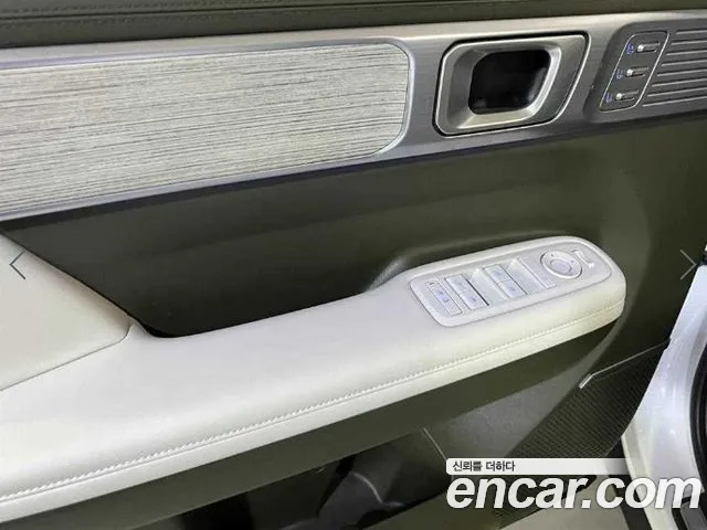 Hyundai Santafe 2025 — фото 14