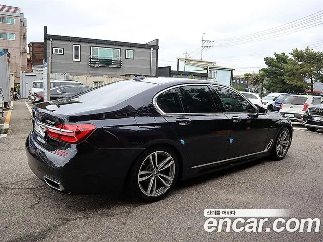 BMW 7-Series 2018 — фото 3