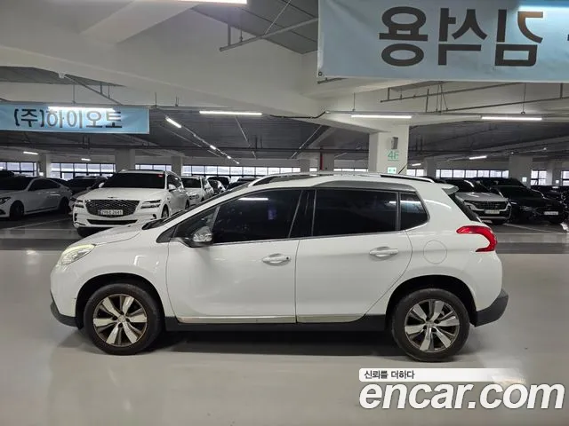 Peugeot 2008 2016 — фото 18