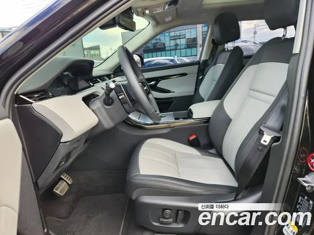 Land Rover Range Rover Evoque 2025 — фото 9