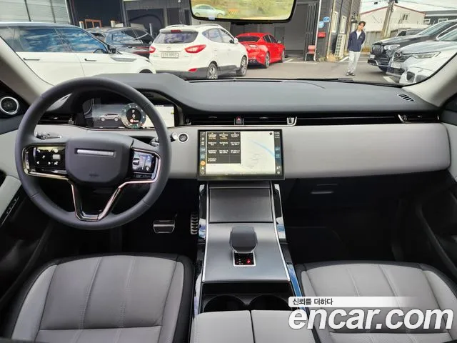 Land Rover Range Rover Evoque 2025 — фото 12