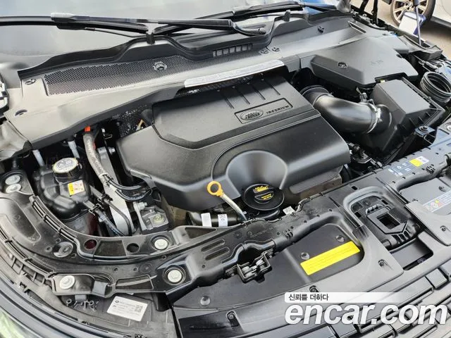 Land Rover Range Rover Evoque 2025 — фото 18