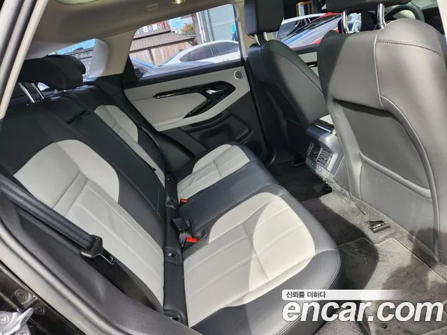 Land Rover Range Rover Evoque 2025 — фото 20