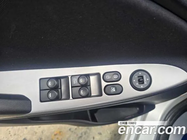 Hyundai Accent 2016 — фото 12