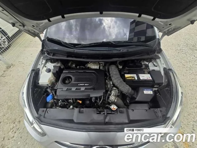 Hyundai Accent 2016 — фото 19