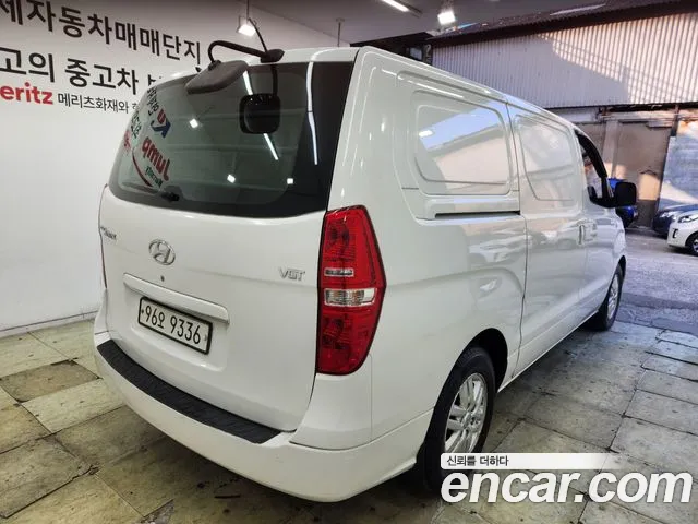 Hyundai Starex 2016 — фото 5