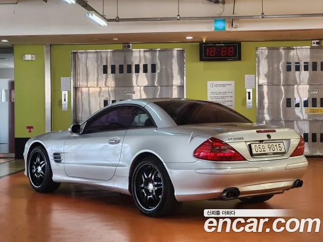 Mercedes-Benz SL-Class 2002 — фото 12