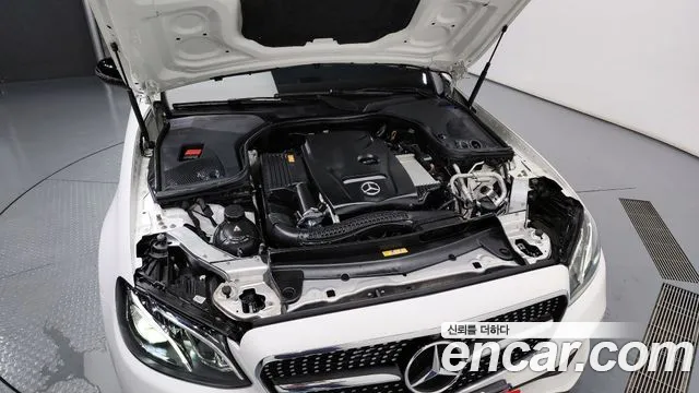 Mercedes-Benz E-Class 2020 — фото 6