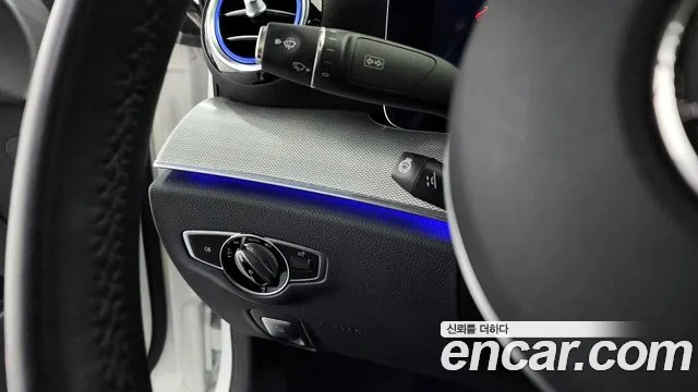 Mercedes-Benz E-Class 2020 — фото 14