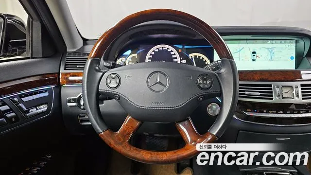 Mercedes-Benz S-Class 2008 — фото 13