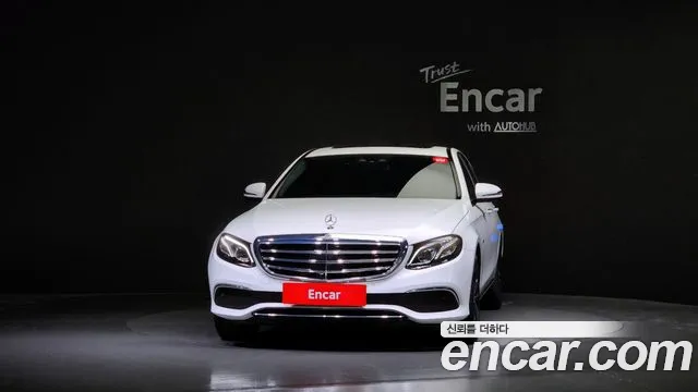 Mercedes-Benz E-Class 2020 — фото 3