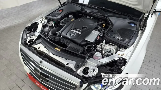 Mercedes-Benz E-Class 2020 — фото 6