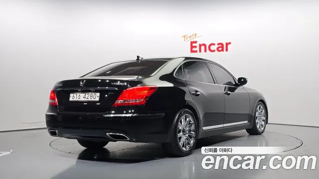 Hyundai Equus 2012 — фото 2