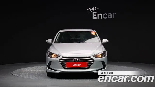 Hyundai AVANTE 2017 — фото 3