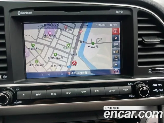 Hyundai AVANTE 2017 — фото 14