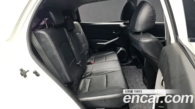 KG_Mobility_Ssangyong KORANDO 2014 — фото 12