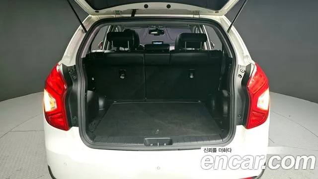 KG_Mobility_Ssangyong KORANDO 2014 — фото 20