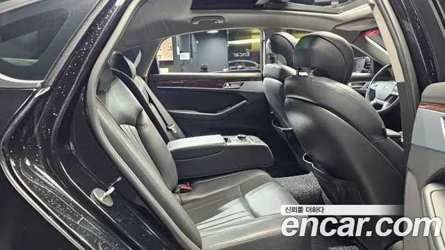 Hyundai Genesis 2015 — фото 12