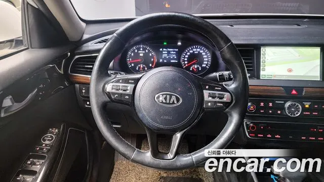 Kia K7 2018 — фото 13
