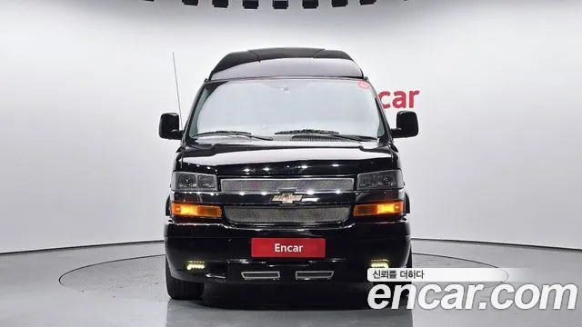 Chevrolet Express Van 2017 — фото 3