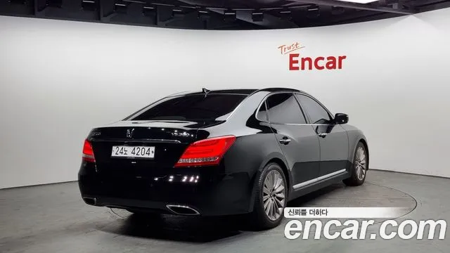 Hyundai Equus 2015 — фото 2