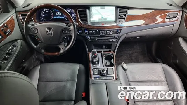 Hyundai Equus 2015 — фото 7