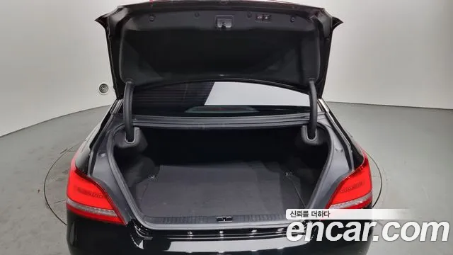 Hyundai Equus 2015 — фото 20