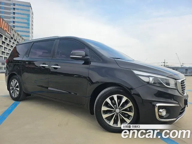 Kia Canival 2018 — фото 2