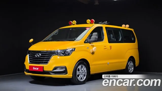 Hyundai Starex 2019 — фото 1