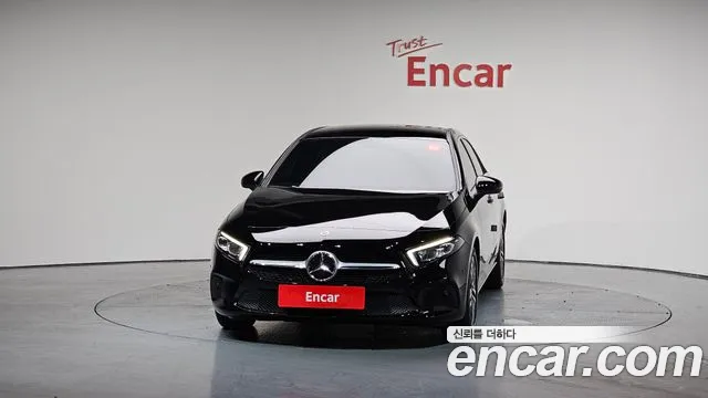 Mercedes-Benz A-Class 2021 — фото 3