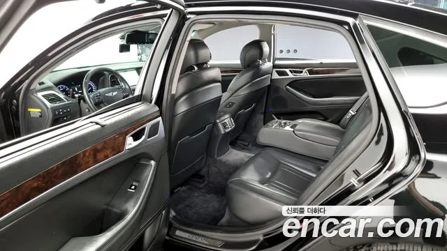 Hyundai Genesis 2015 — фото 11