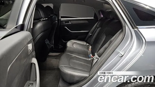 Hyundai Sonata 2015 — фото 12